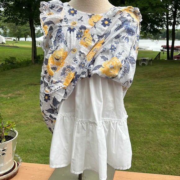 Rachel Ashwell precious ruffled dress 5T - Picture 5 of 5